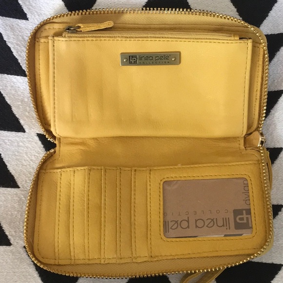 Linea Pelle Dylan Wallet - Picture 2 of 4